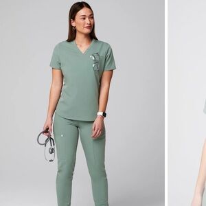 new without tags fabletics scrub top